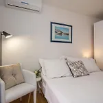 Apartmani Leo-Marin
